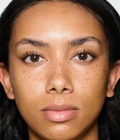 Discount CAIA Cosmetics BARE GLOW