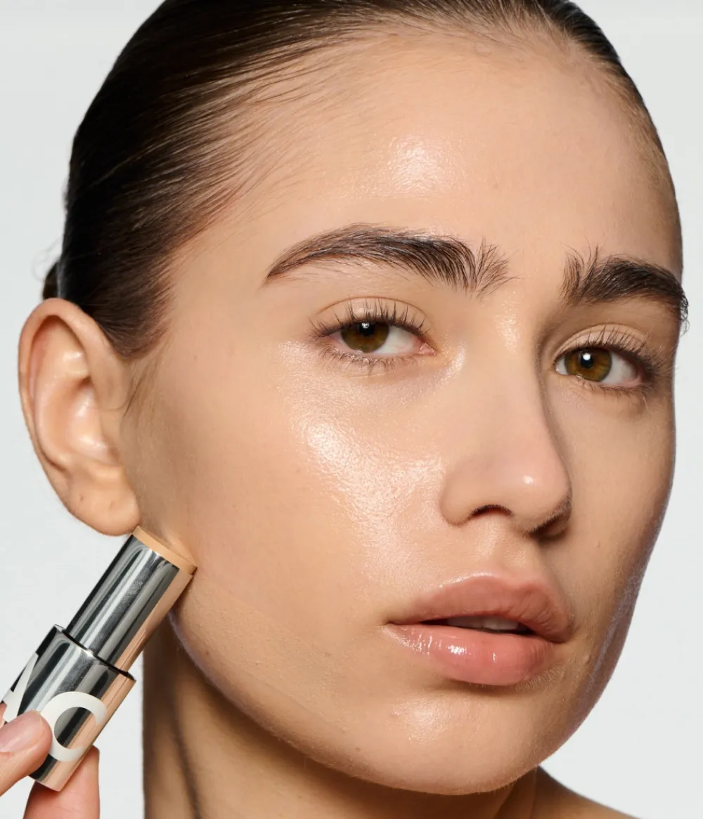 Discount CAIA Cosmetics BB-STICK
