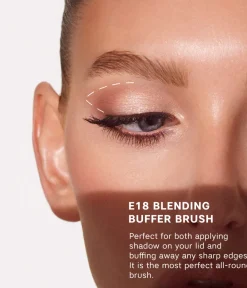 Sale CAIA Cosmetics BLENDING BUFFER BRUSH 18