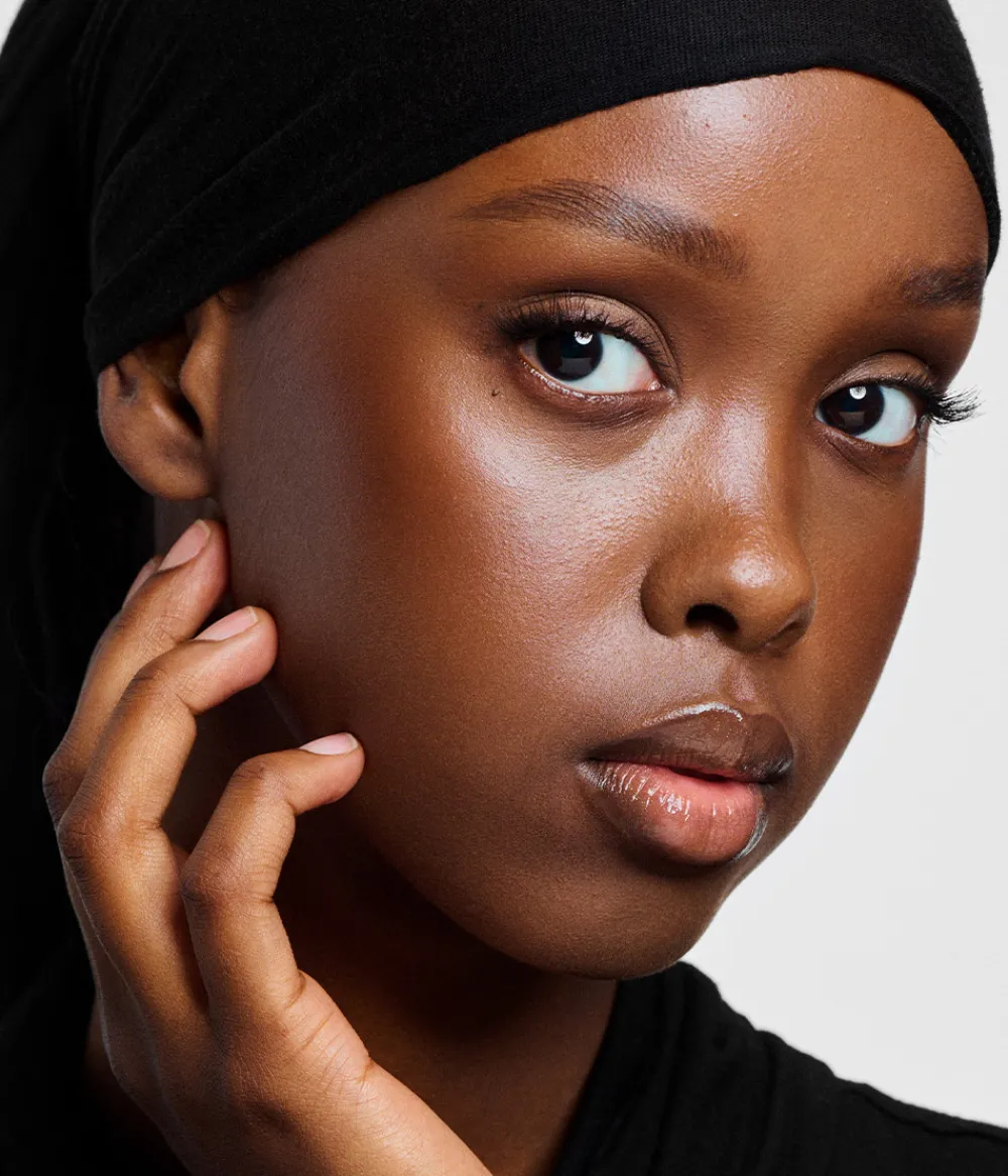 Clearance CAIA Cosmetics FRONT ROW FOUNDATION
