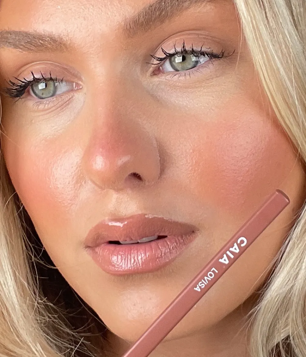 New CAIA Cosmetics LIP PENCIL