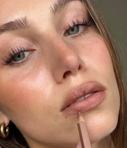 New CAIA Cosmetics LIP PENCIL