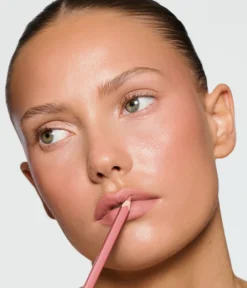 New CAIA Cosmetics LIP PENCIL