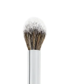 Clearance CAIA Cosmetics POINTED HIGHLIGHTER BRUSH F09