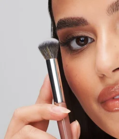 Outlet CAIA Cosmetics PRECISE BUFFER BRUSH F01