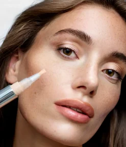 Best CAIA Cosmetics RADIANT TOUCH CONCEALER