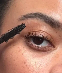 Clearance CAIA Cosmetics TWIST ME UP